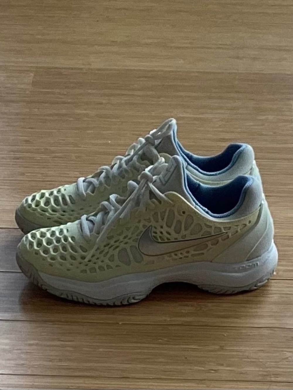 Nike Zoom Cage 3 Women’s Hard Court Tennis Shoes Size 6